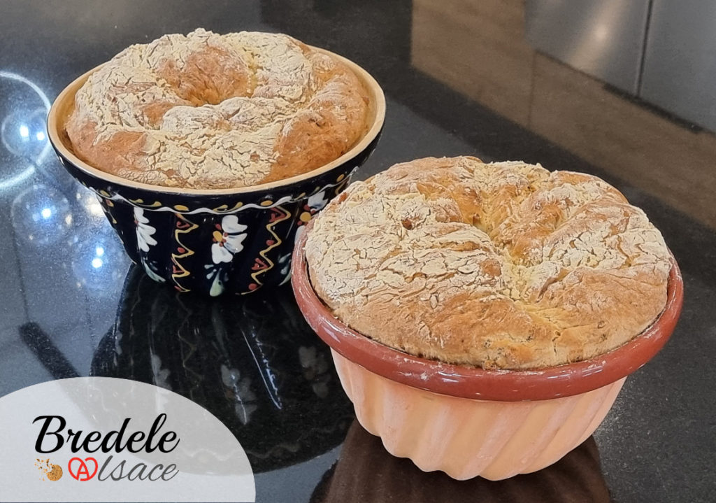Kouglof salé aux noix et lardons Recette d'Alsace Bredele.alsace