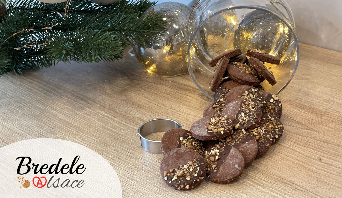 Recette Sablés de Noël coeur Chocolat-Praliné - Biscuits de Noël