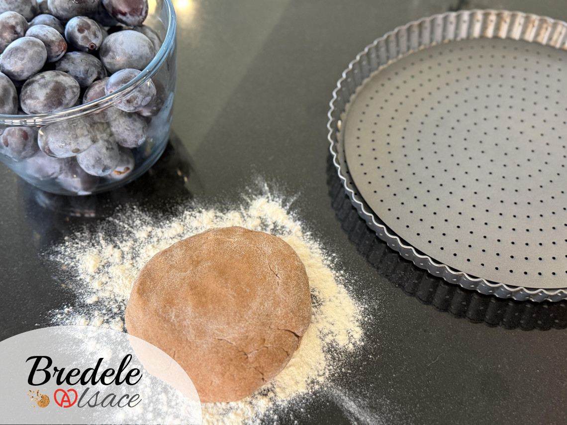 Tarte aux quetsches et streusel à la cannelle, recette alsacienne